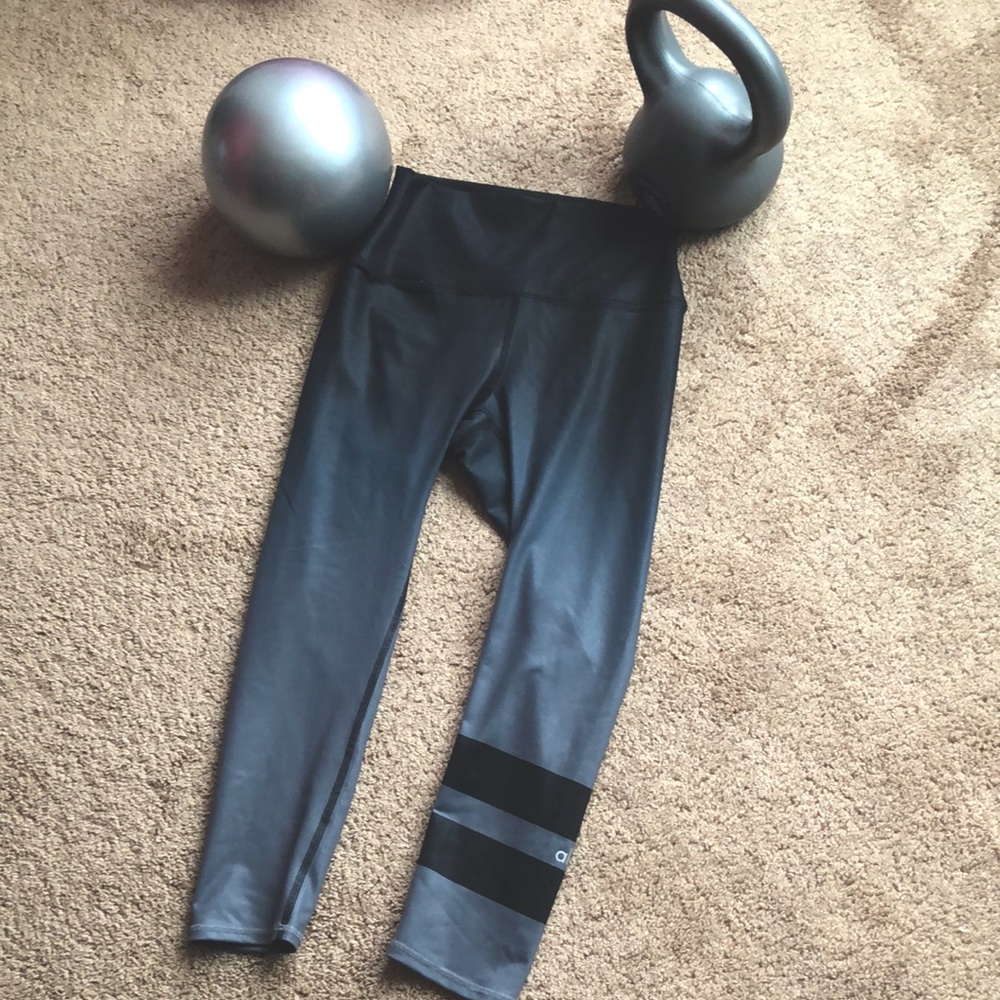 ALO Capri leggings great condition
